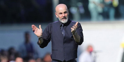 Penunjukan Pioli Sebagai Allenatore Baru Ditentang Milanisti thumbnail